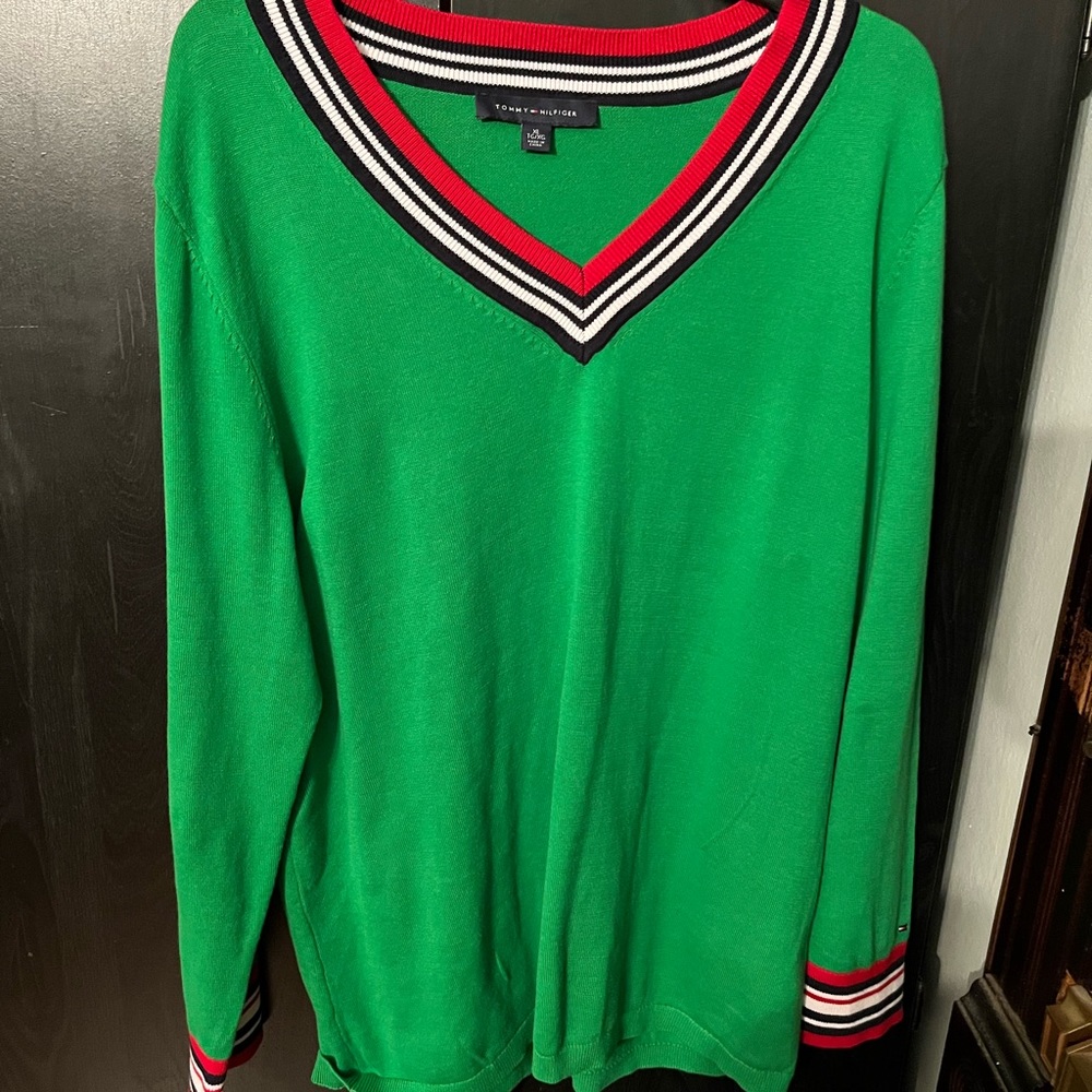 Worn once! Like new Tommy Hilfiger Green Collegiate light weight sweater.